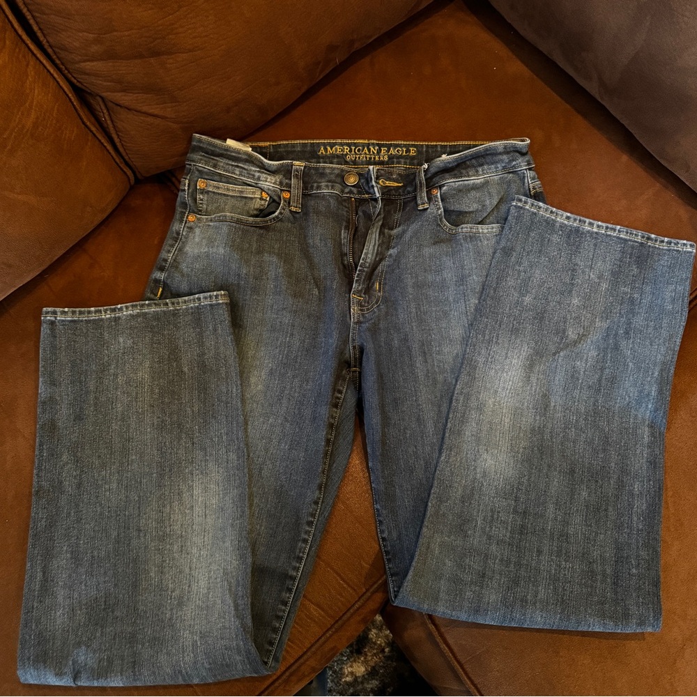 American Eagle Extreme Flex loose fit jeans
